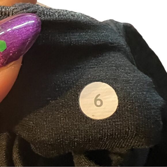 Lululemon acro  yoga leggings - Picture 7 of 8